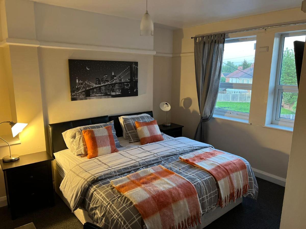 Upton Arms Hotel 폰트프랙트 외부 사진
