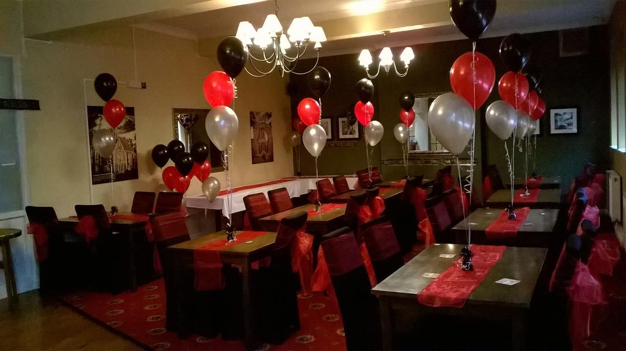 Upton Arms Hotel 폰트프랙트 외부 사진