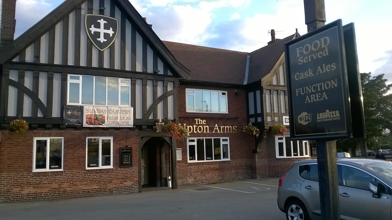 Upton Arms Hotel 폰트프랙트 외부 사진